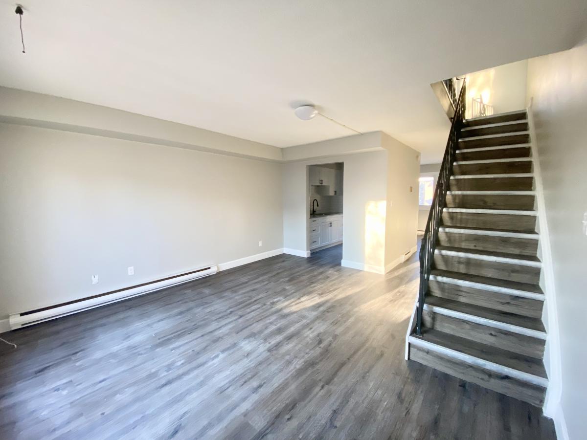 210 Park Avenue East – 7 Chatham ON N7M 3V8