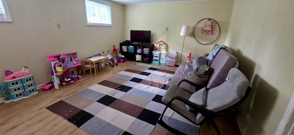 33 Lark Street Chatham-Kent ON N7L 3Z6