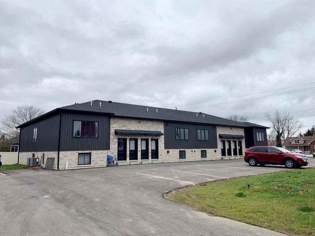 24254 Winter Line Road – 4A Pain Court ON N0P 1Z0